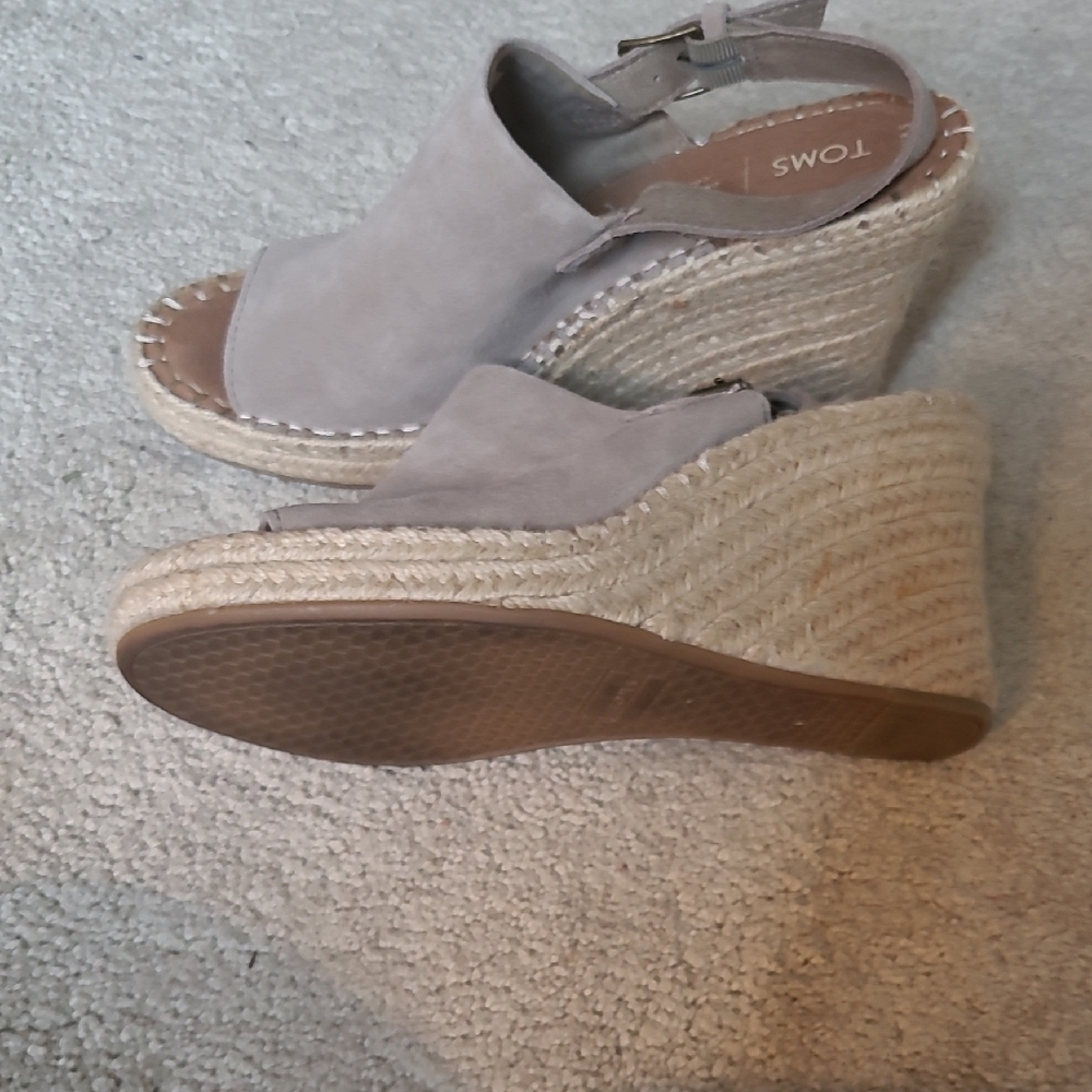 TOMS Women's Taupe Wedge Sandals